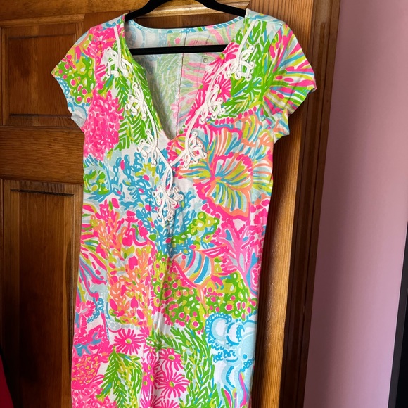 Lily Pulitzer T-Shirt Dress - Picture 2 of 7